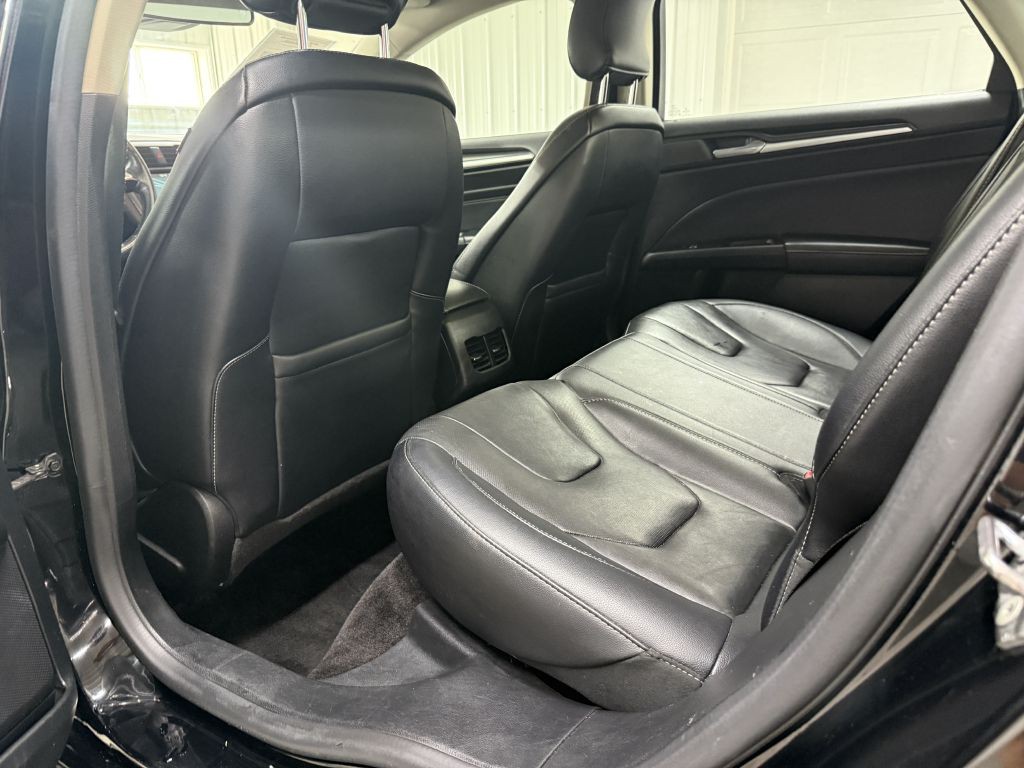 2017 Ford Fusion Image 25