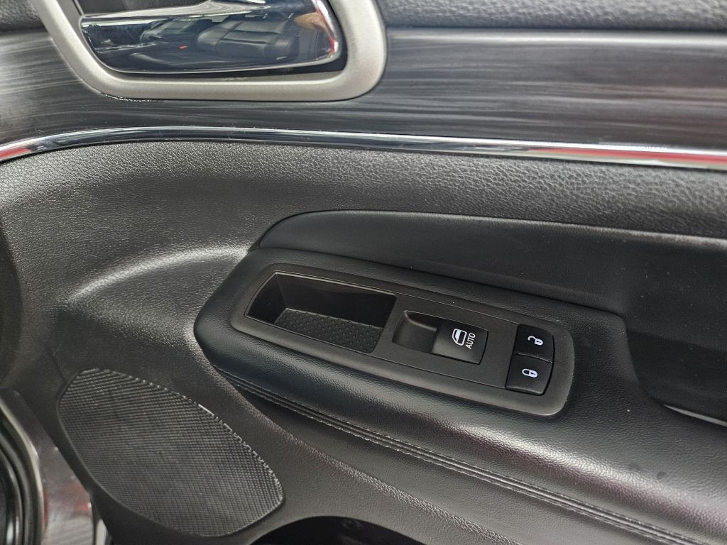 2021 Jeep Grand Cherokee Image 11