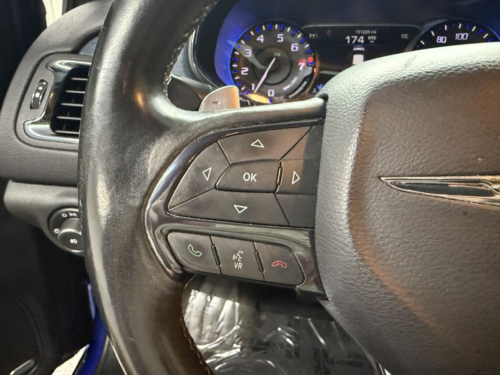 2015 Chrysler 200 Image 15