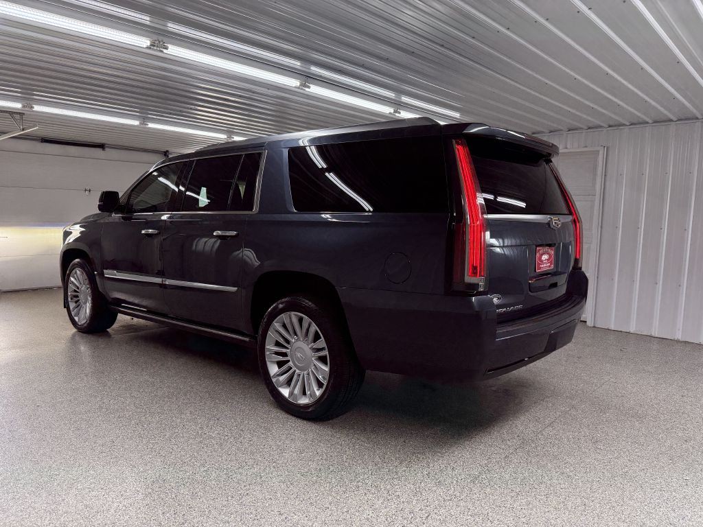 2019 Cadillac Escalade Image 4