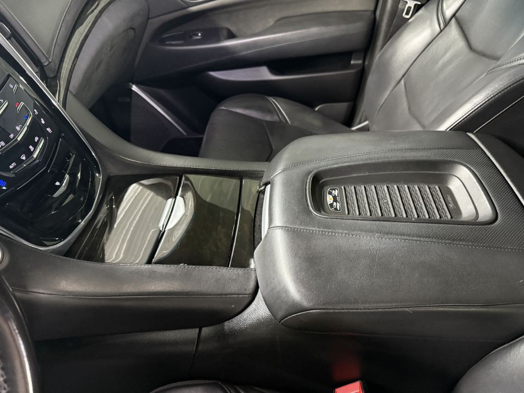 2019 Cadillac Escalade Image 26