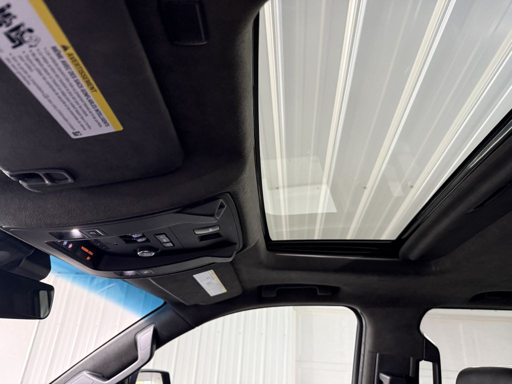 2019 Cadillac Escalade Image 27