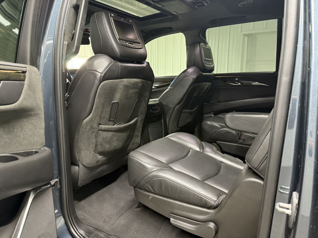 2019 Cadillac Escalade Image 28