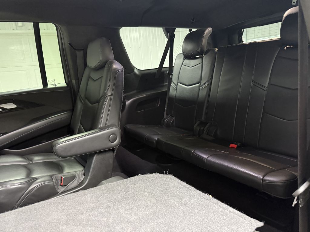 2019 Cadillac Escalade Image 30