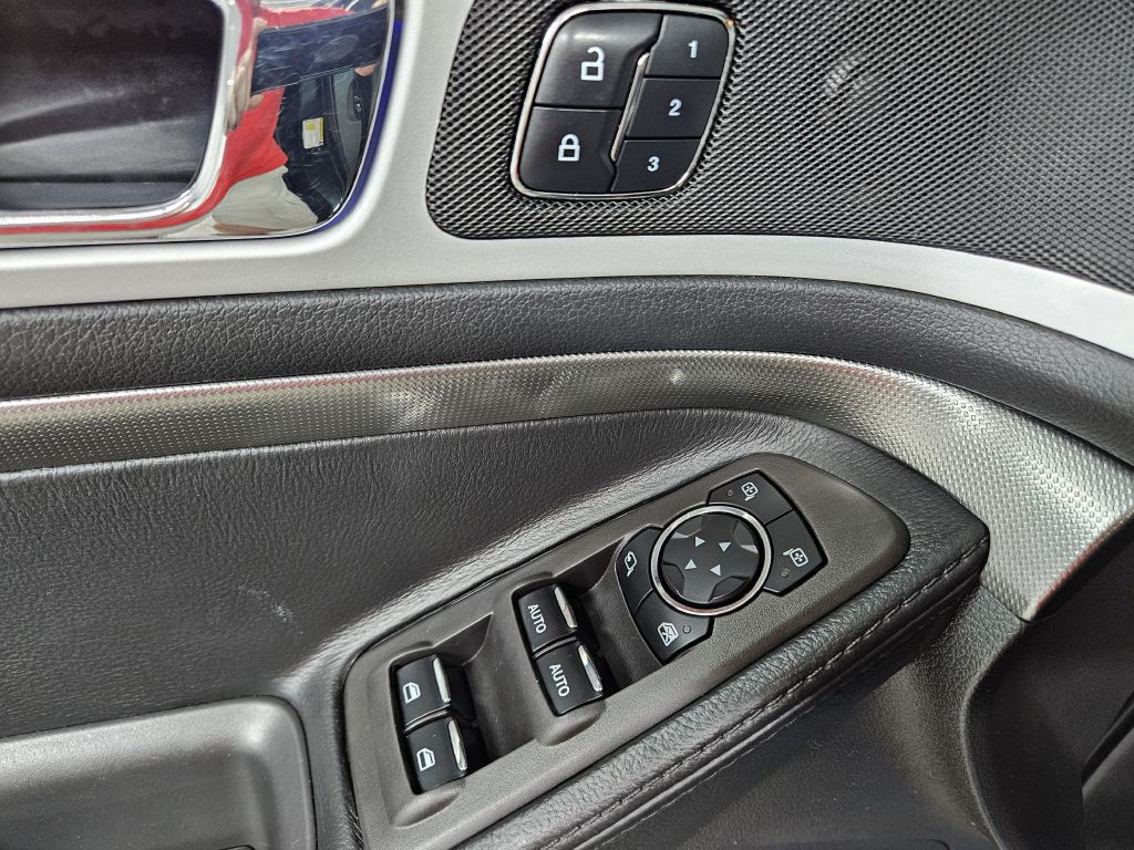 2015 Ford Explorer Image 8