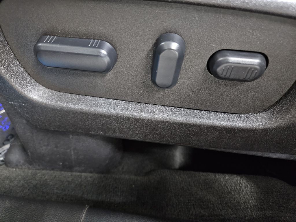 2015 Ford Explorer Image 9