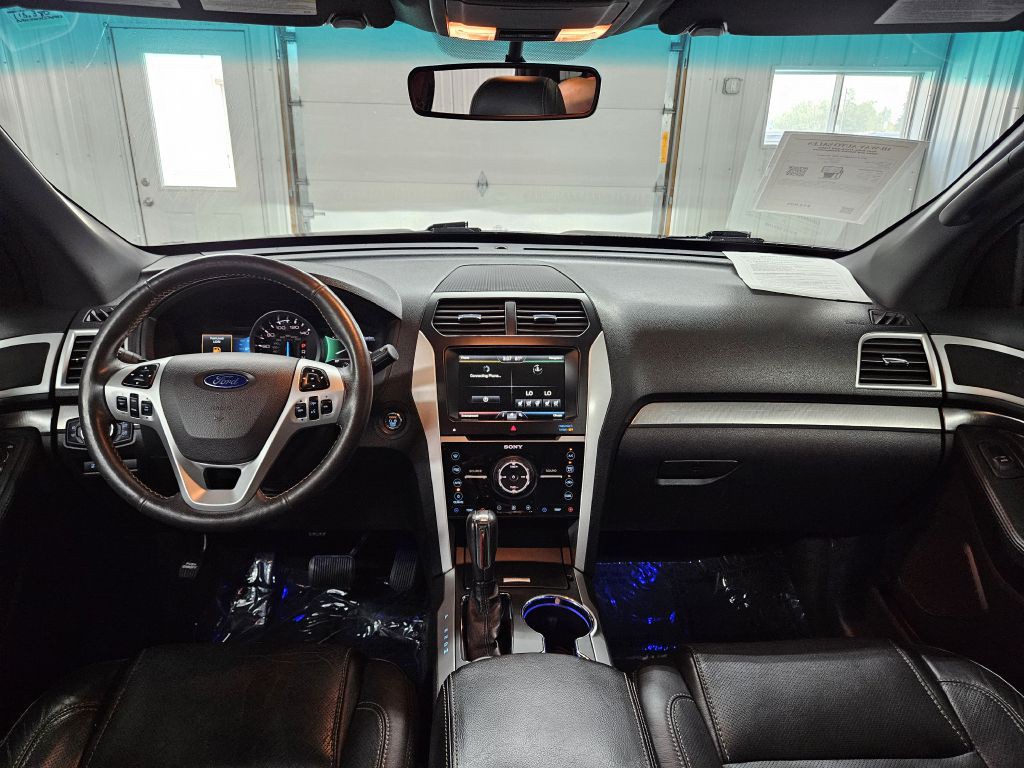 2015 Ford Explorer Image 19