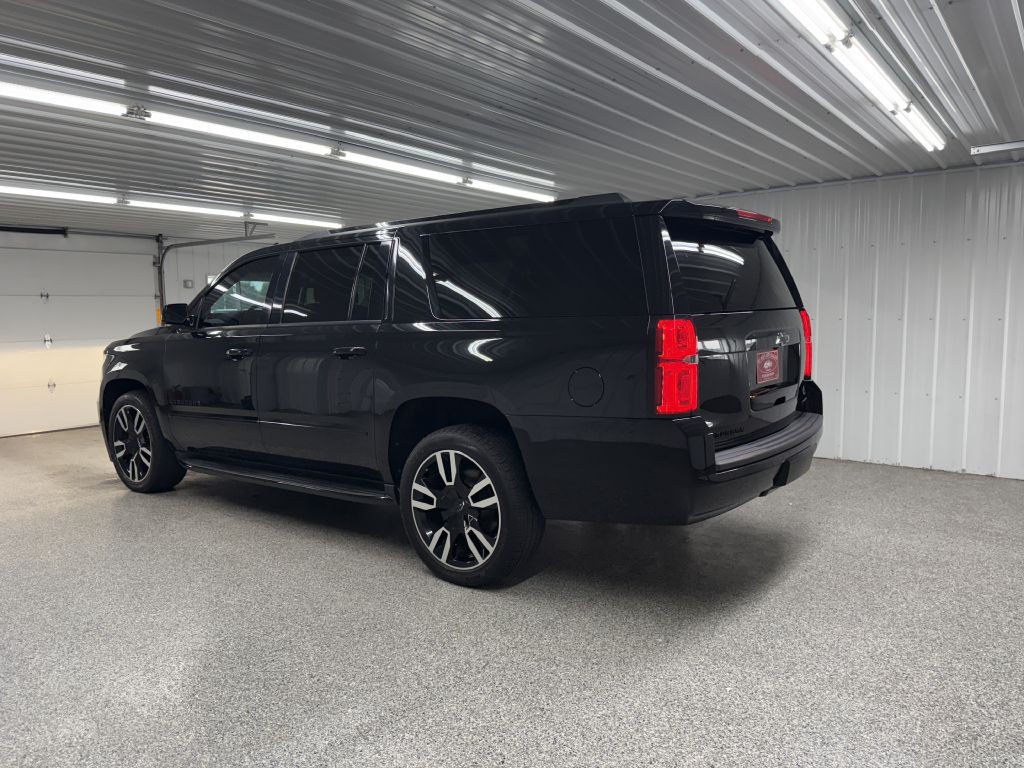 2019 Chevrolet Suburban Image 4