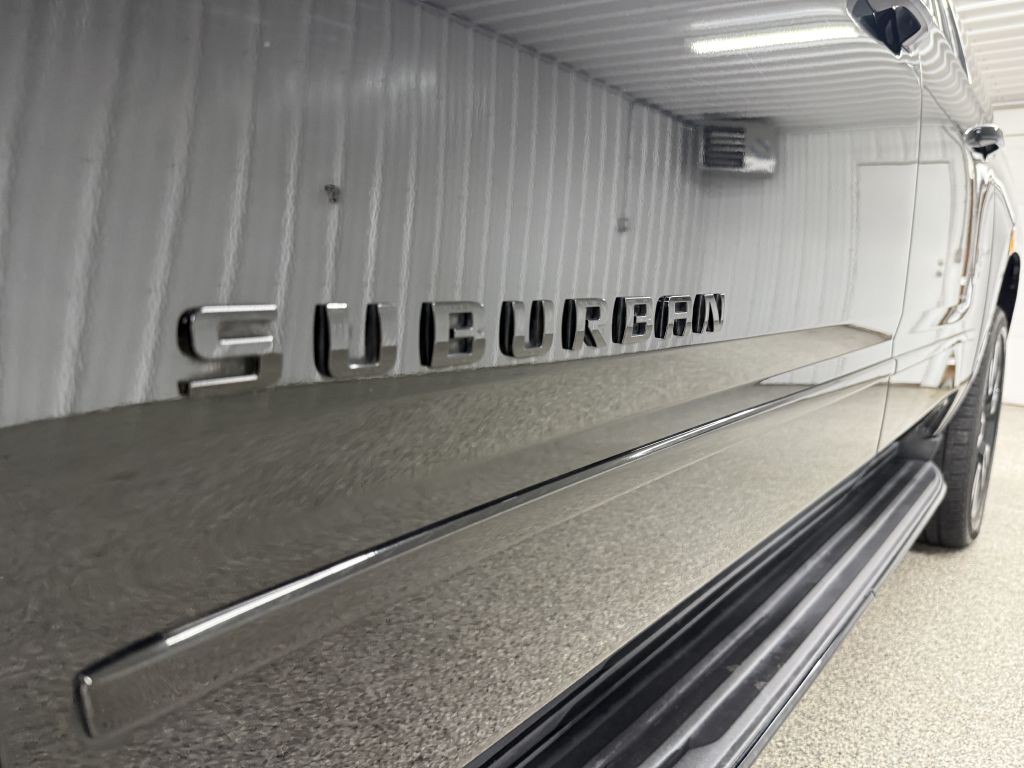 2019 Chevrolet Suburban Image 7