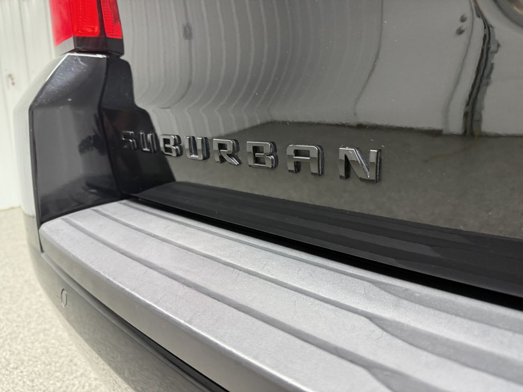 2019 Chevrolet Suburban Image 9