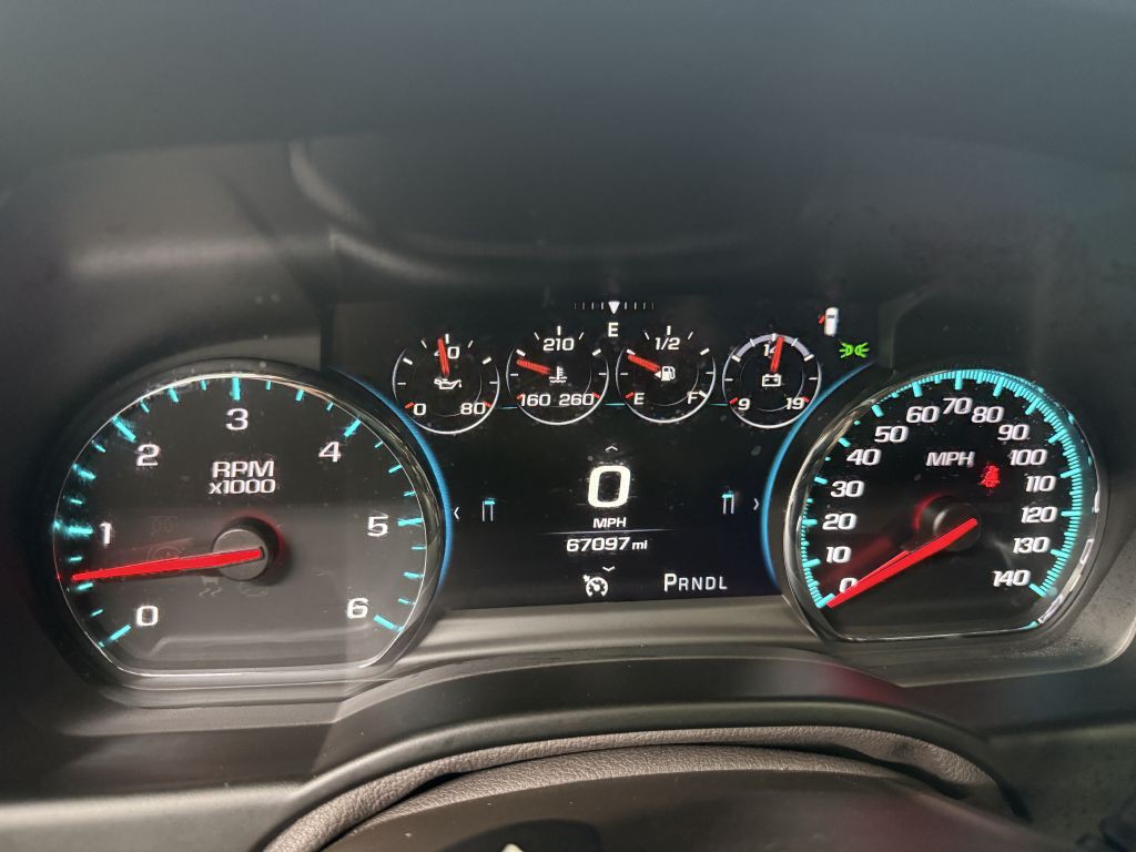 2019 Chevrolet Suburban Image 16