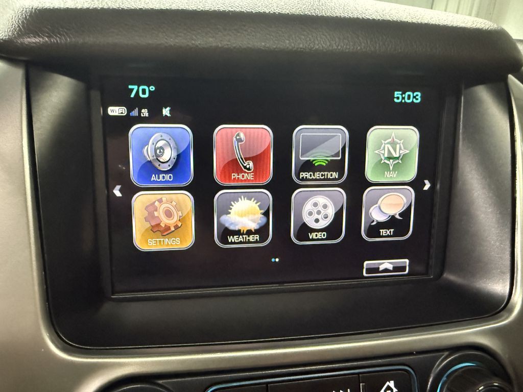 2019 Chevrolet Suburban Image 24