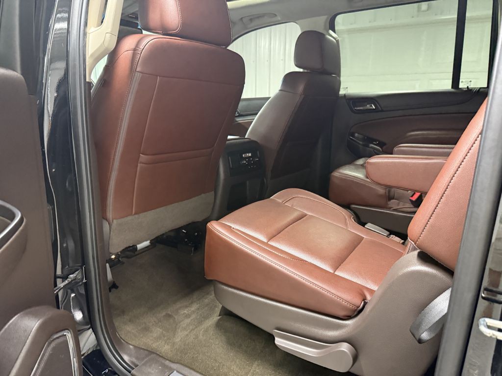 2019 Chevrolet Suburban Image 28