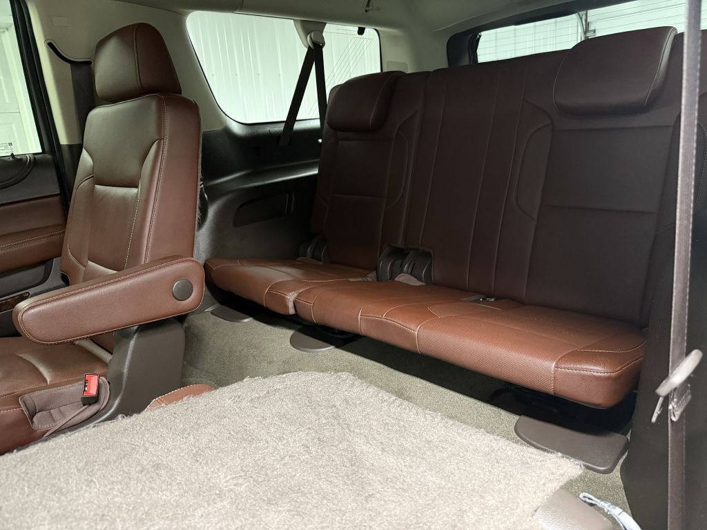 2019 Chevrolet Suburban Image 30