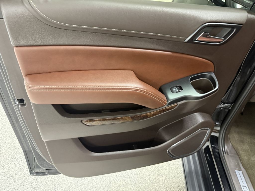 2019 Chevrolet Suburban Image 31