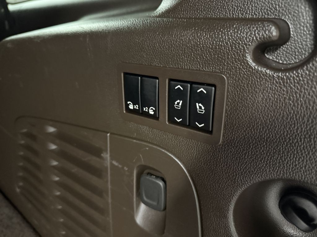 2019 Chevrolet Suburban Image 33