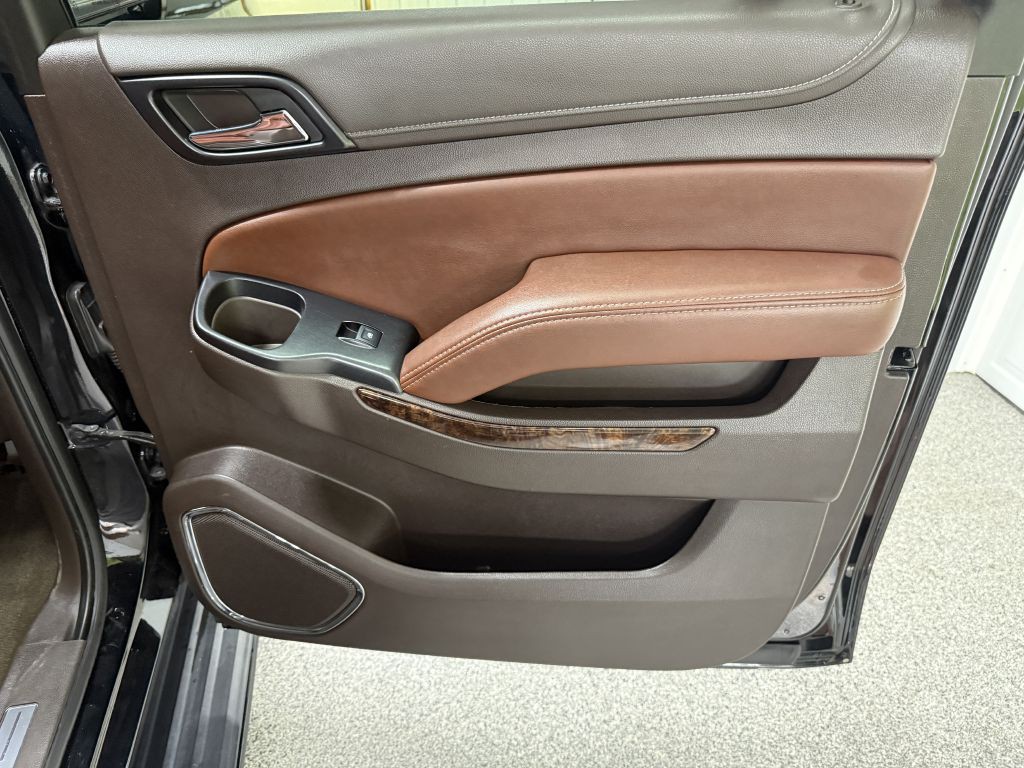 2019 Chevrolet Suburban Image 37