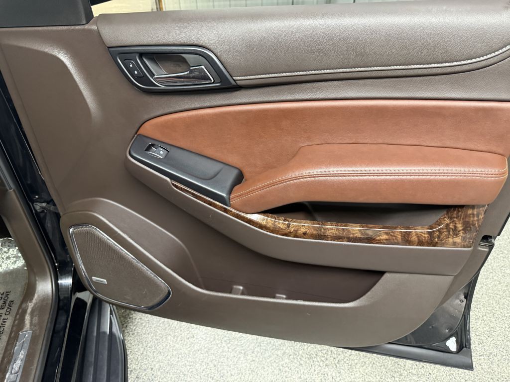 2019 Chevrolet Suburban Image 39