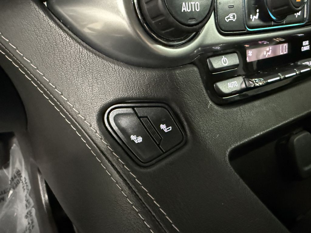 2019 Chevrolet Suburban Image 20
