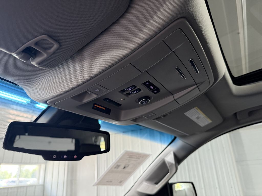 2019 Chevrolet Suburban Image 22