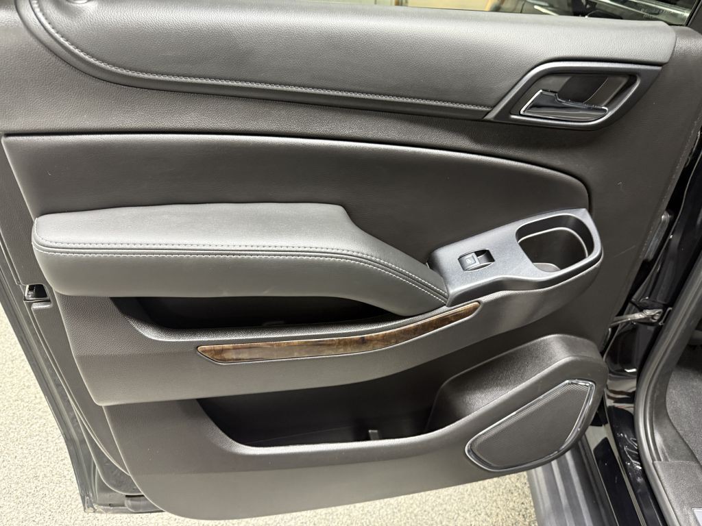 2019 Chevrolet Suburban Image 27
