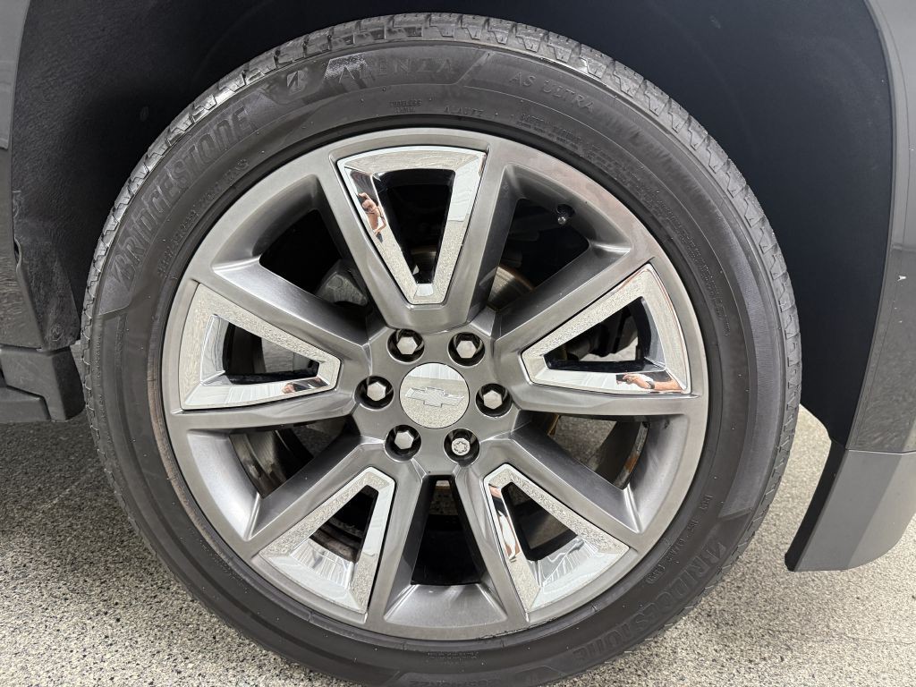 2019 Chevrolet Suburban Image 34