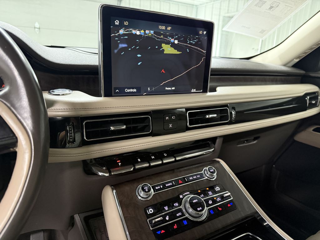2020 Lincoln Aviator Image 16