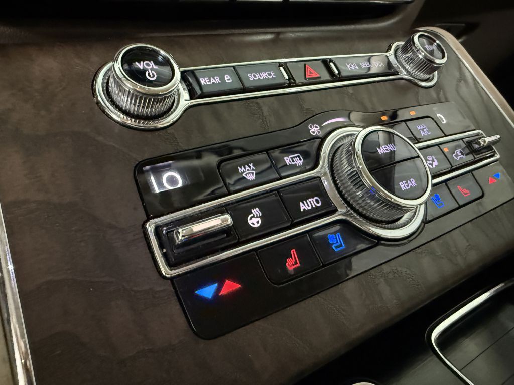 2020 Lincoln Aviator Image 19
