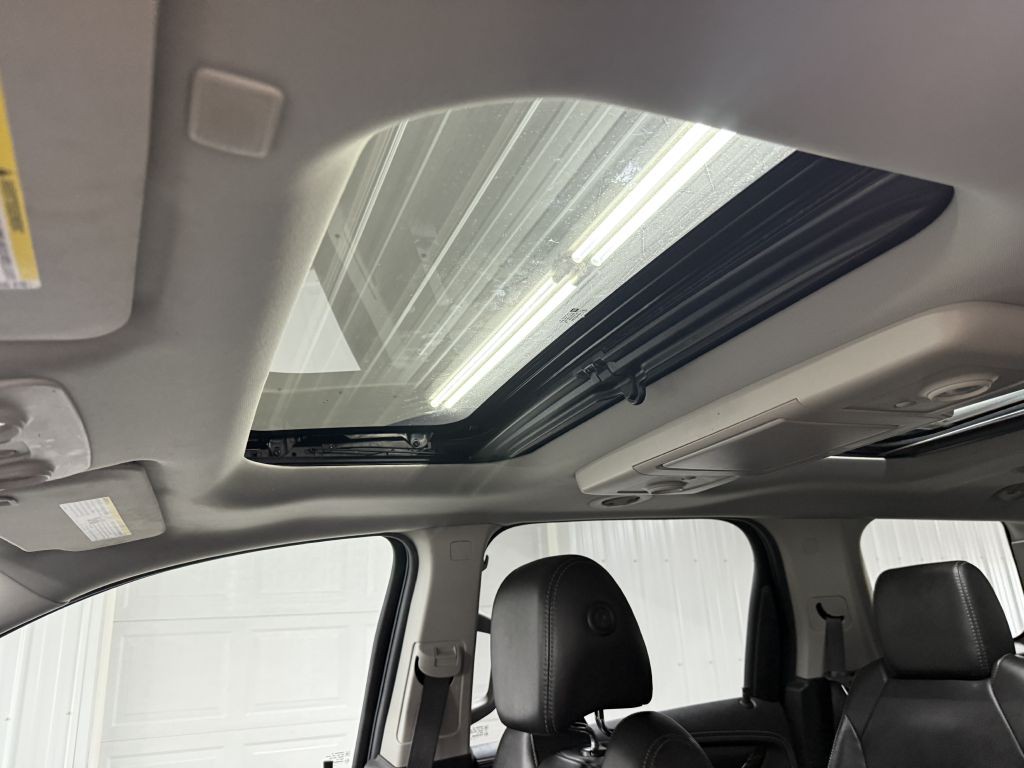 2016 GMC Acadia Image 24