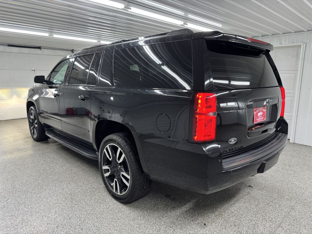 2018 Chevrolet Suburban Image 3