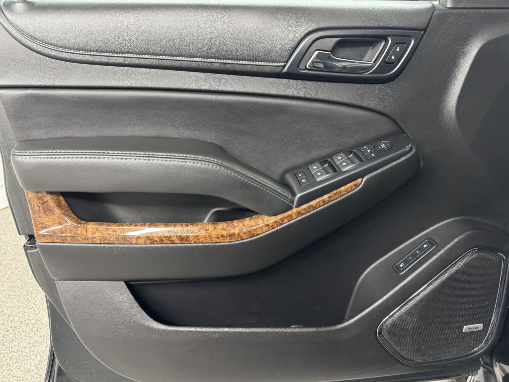 2018 Chevrolet Suburban Image 5