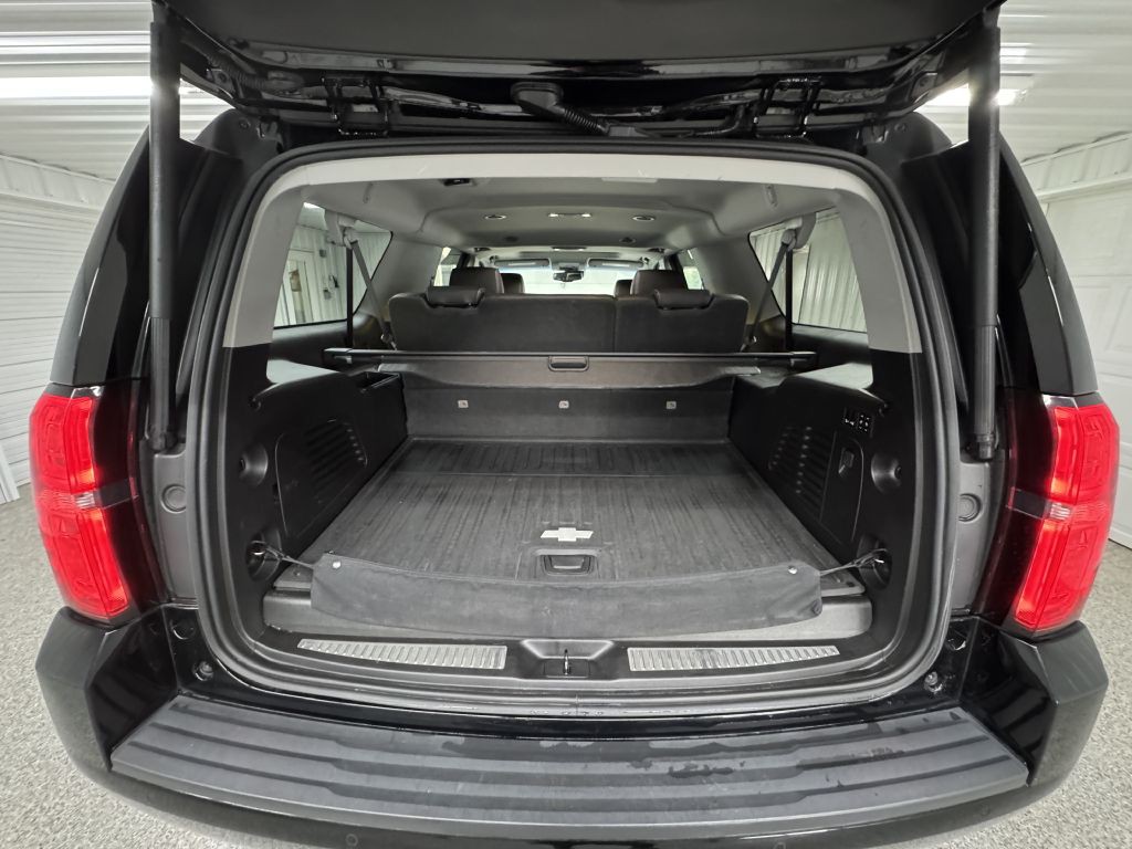 2018 Chevrolet Suburban Image 9