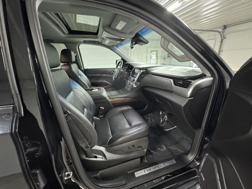 2018 Chevrolet Suburban Image 15