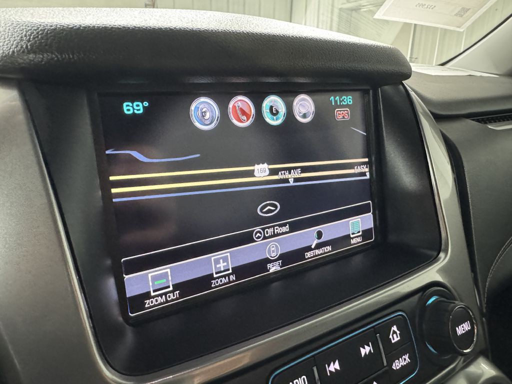 2018 Chevrolet Suburban Image 22