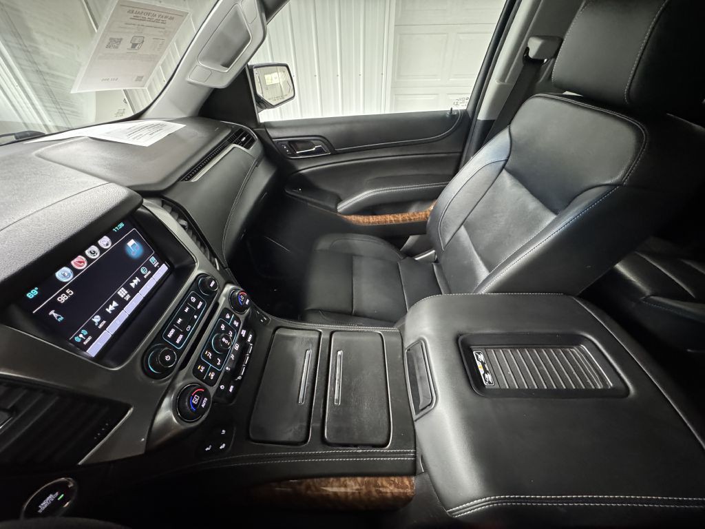 2018 Chevrolet Suburban Image 25
