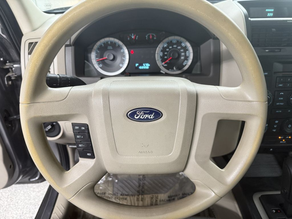 2009 Ford Escape Image 17