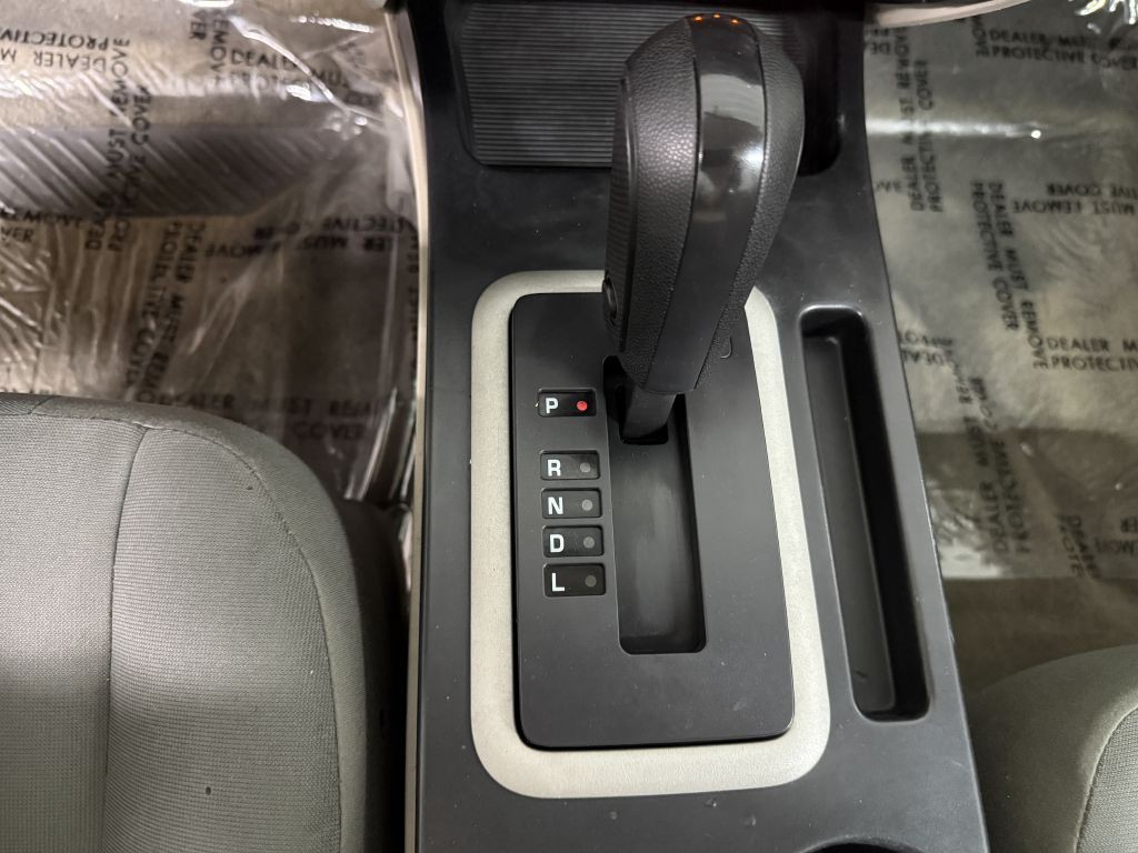 2009 Ford Escape Image 21