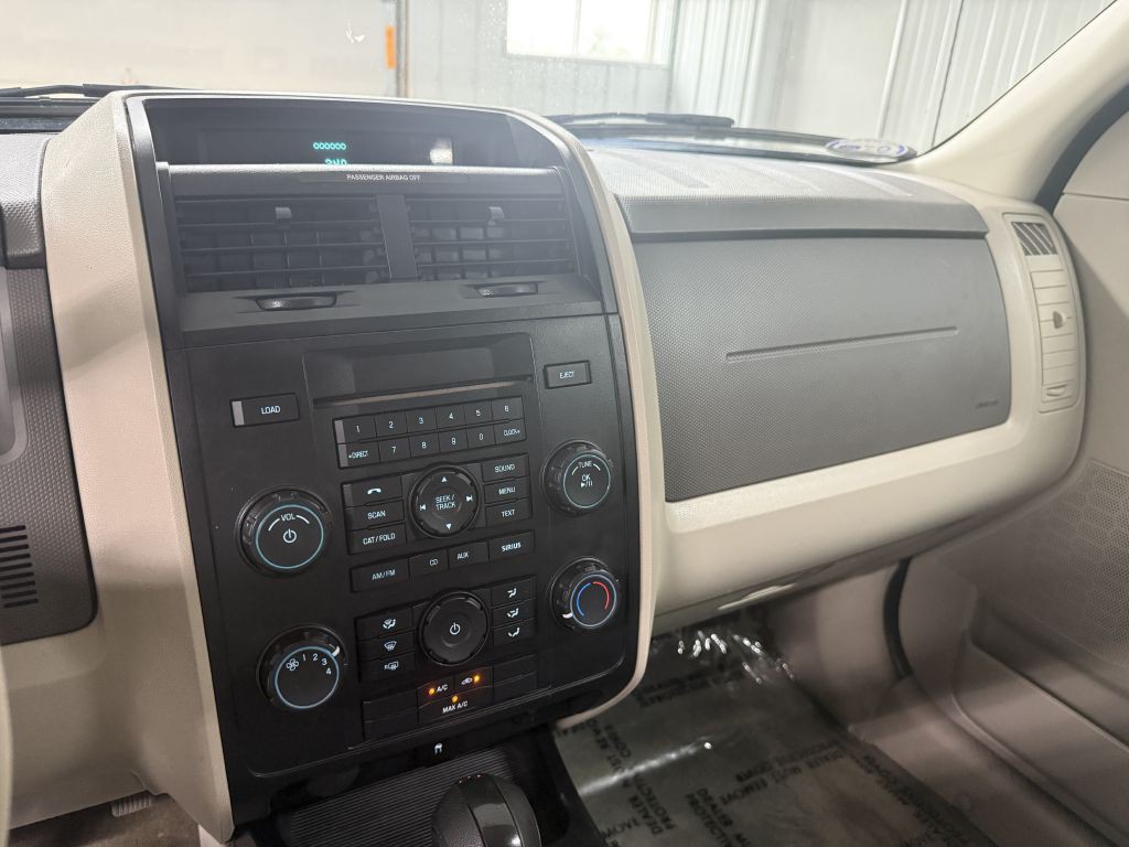 2009 Ford Escape Image 23