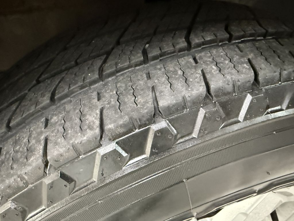 2009 Ford Escape Image 34