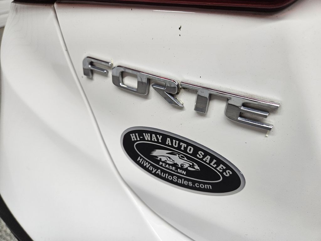 2021 Kia Forte Image 31
