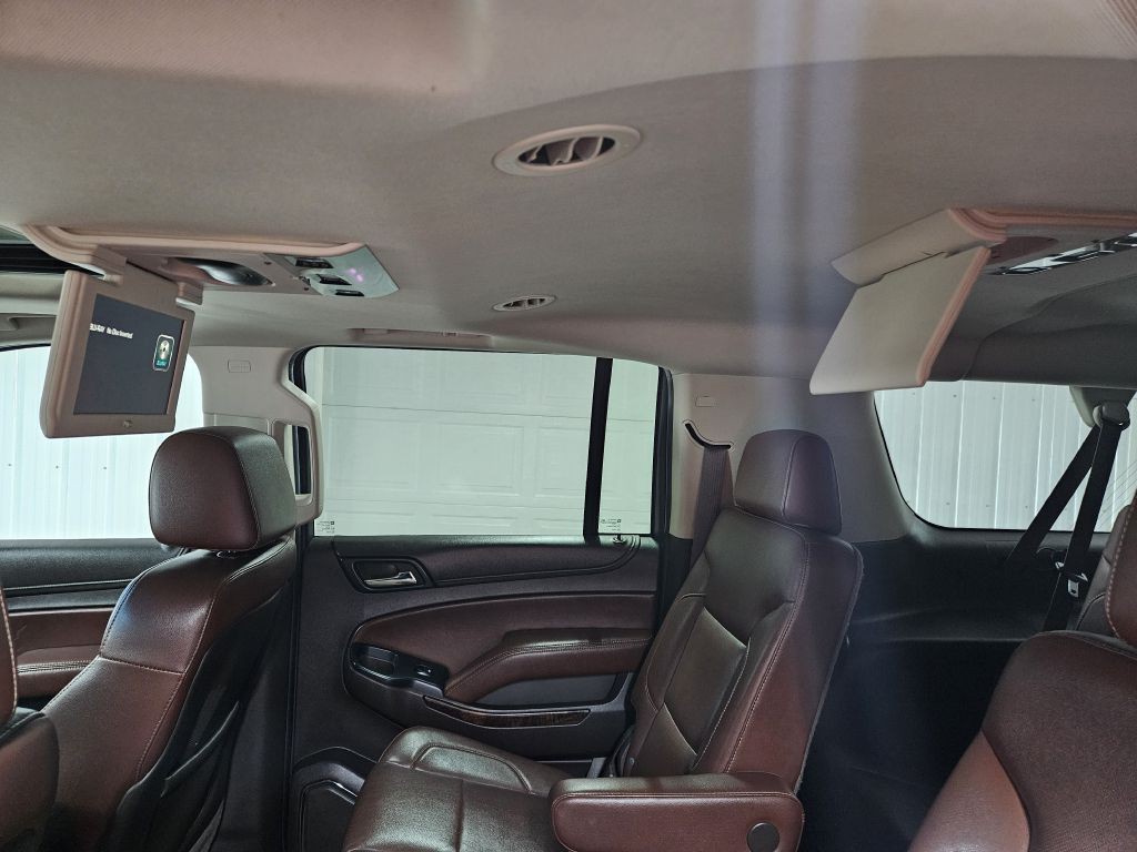 2015 Chevrolet Suburban Image 19
