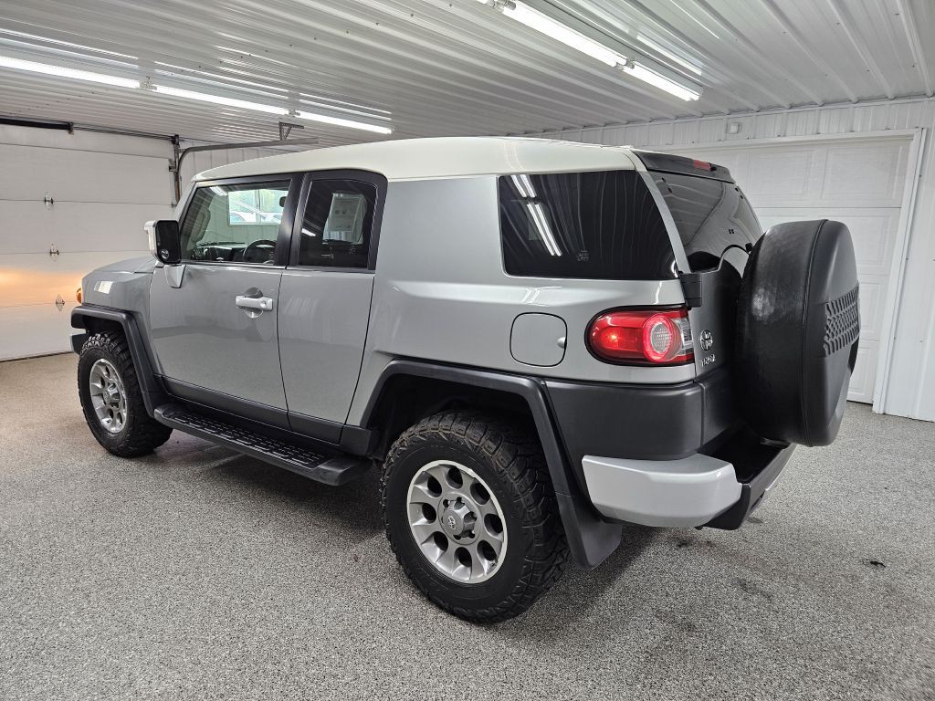 2012 Toyota FJ Cruiser Image 3