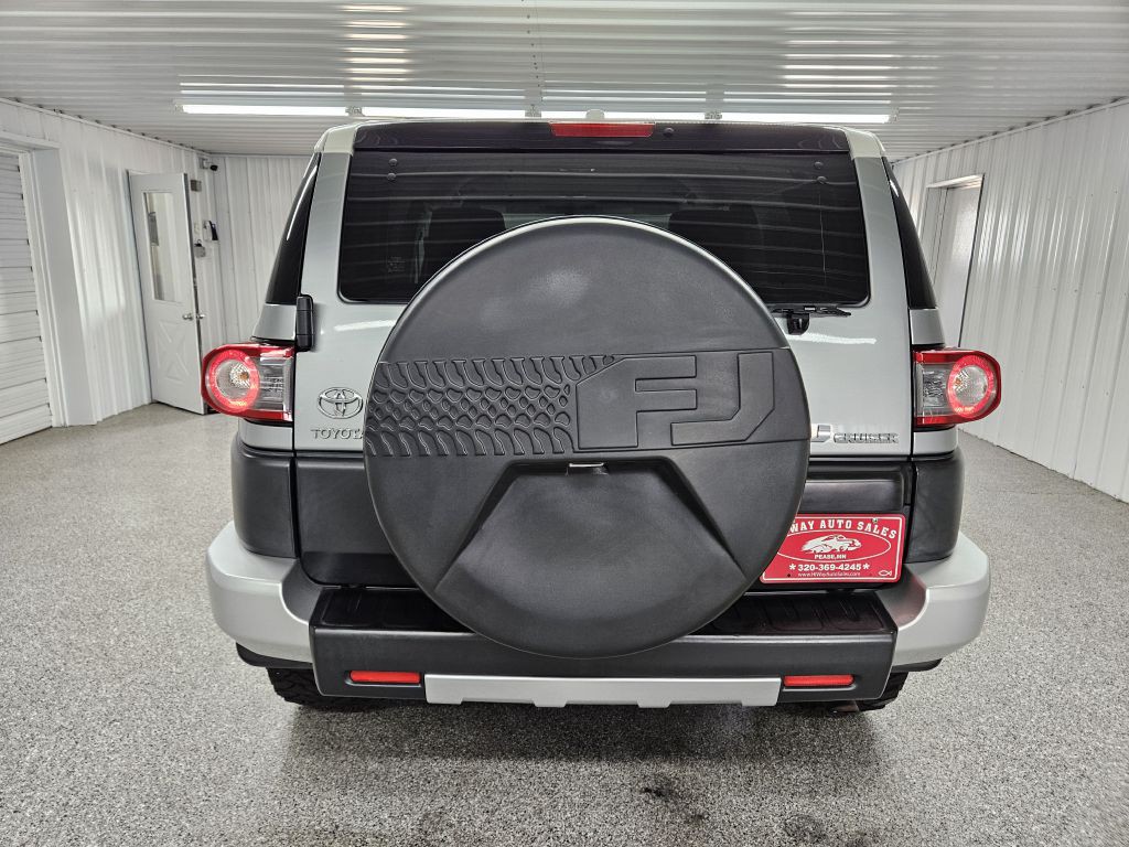 2012 Toyota FJ Cruiser Image 6