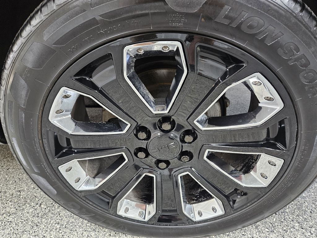 2019 GMC Yukon Image 38