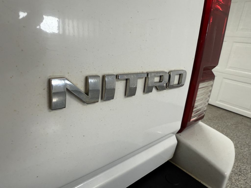 2011 Dodge Nitro Image 8