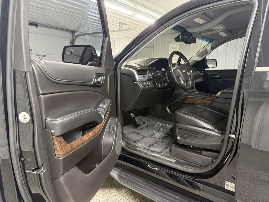 2019 Chevrolet Suburban Image 9
