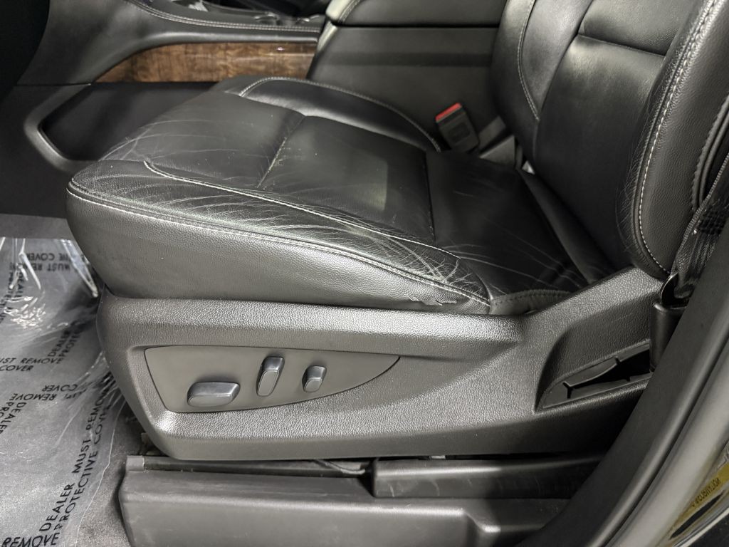 2019 Chevrolet Suburban Image 11