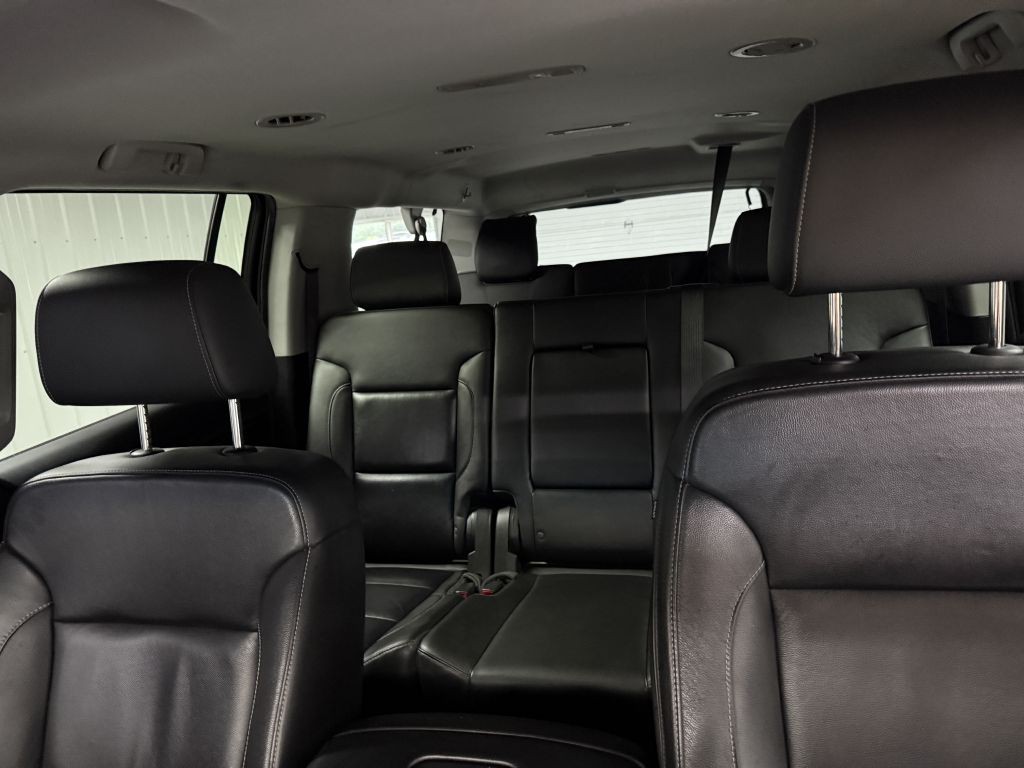 2019 Chevrolet Suburban Image 21