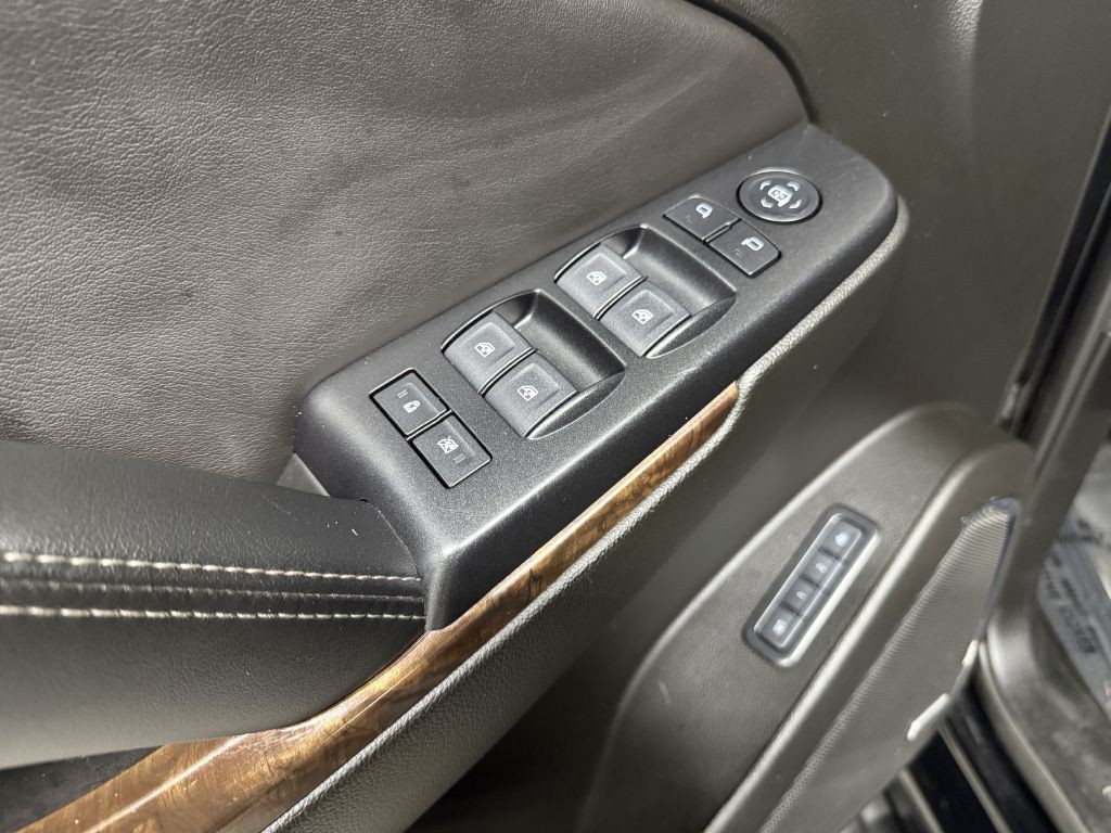 2019 Chevrolet Suburban Image 23