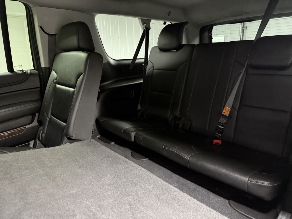2019 Chevrolet Suburban Image 26